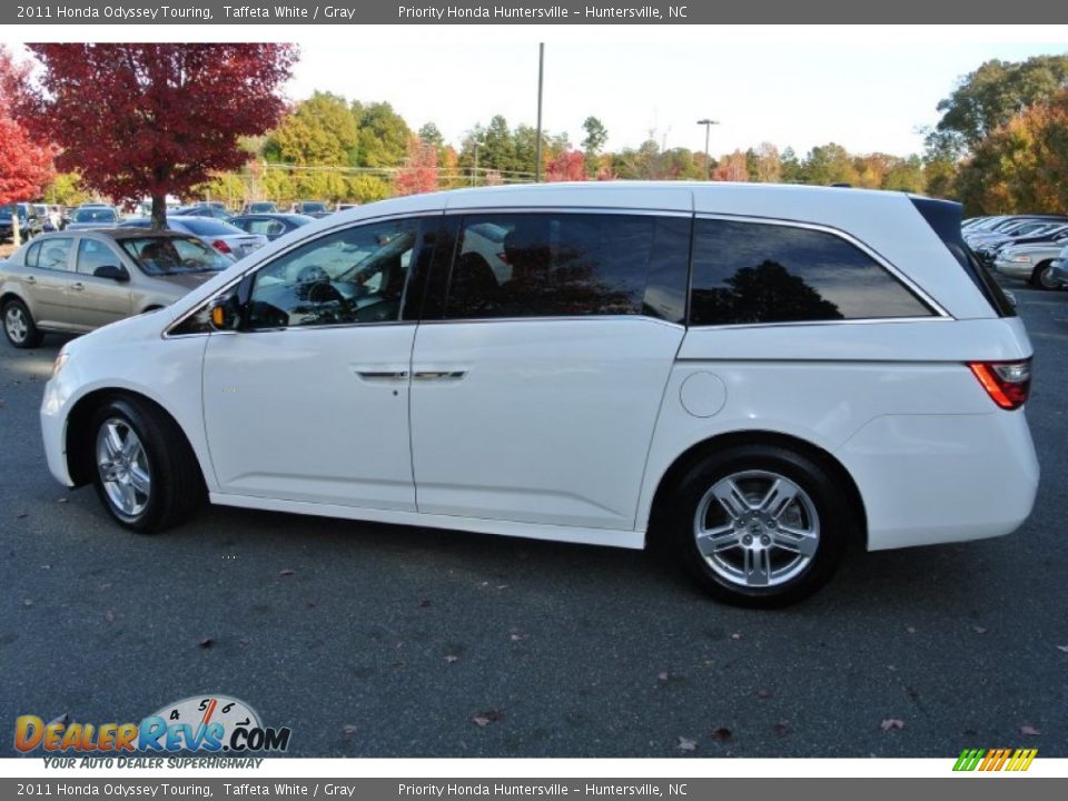 2011 Honda Odyssey Touring Taffeta White / Gray Photo #6