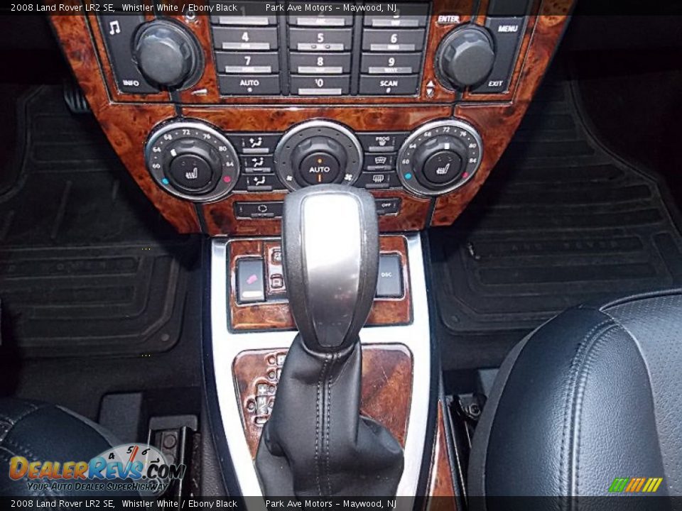 2008 Land Rover LR2 SE Whistler White / Ebony Black Photo #33
