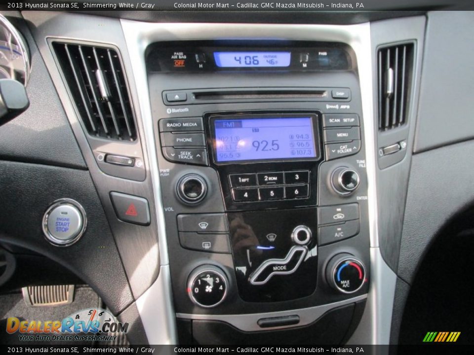 2013 Hyundai Sonata SE Shimmering White / Gray Photo #15
