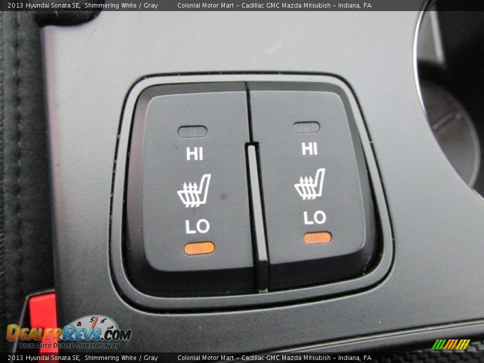 2013 Hyundai Sonata SE Shimmering White / Gray Photo #17