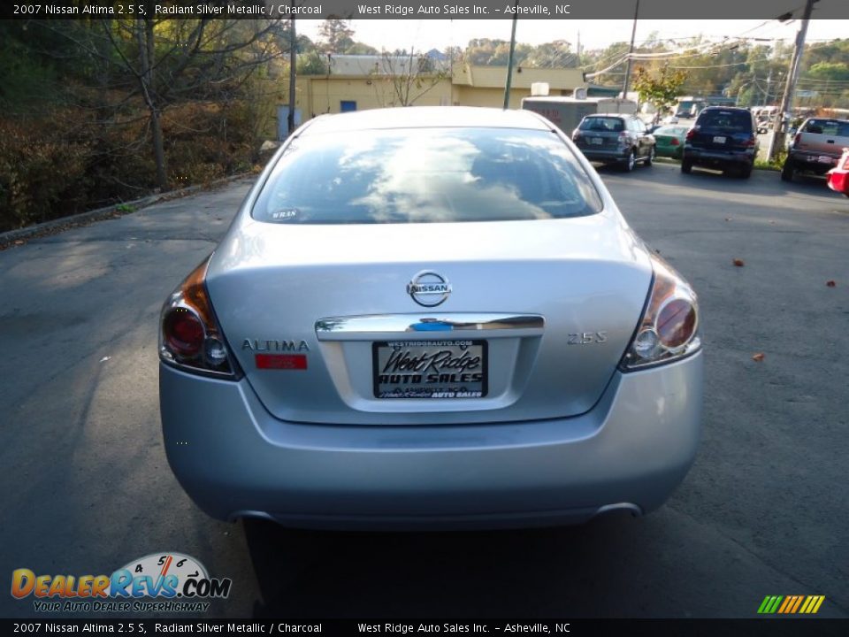 2007 Nissan Altima 2.5 S Radiant Silver Metallic / Charcoal Photo #6
