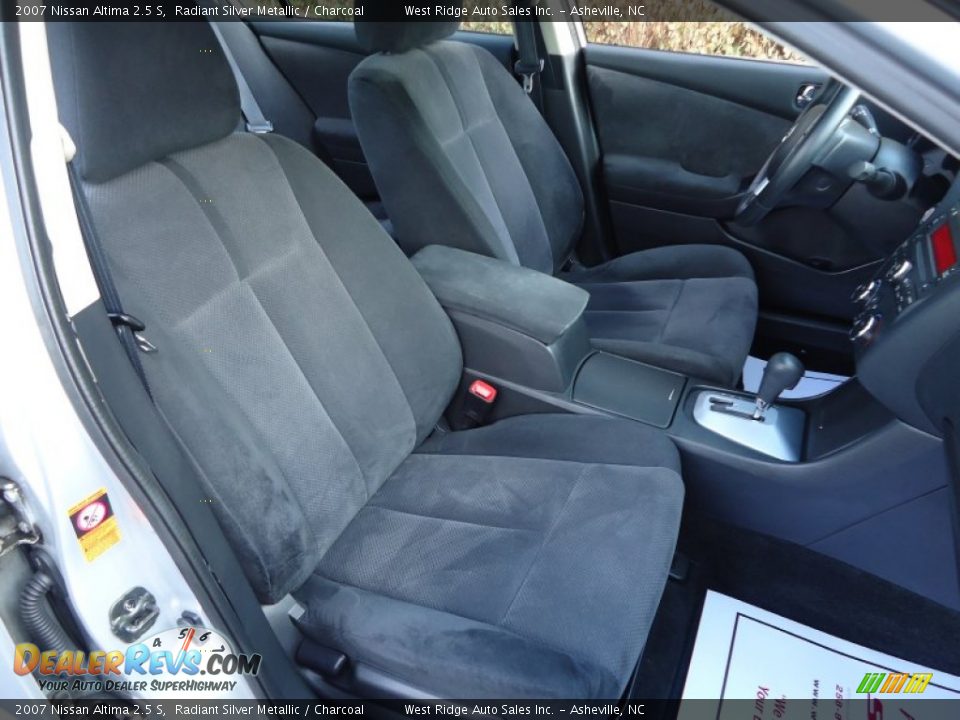 2007 Nissan Altima 2.5 S Radiant Silver Metallic / Charcoal Photo #13