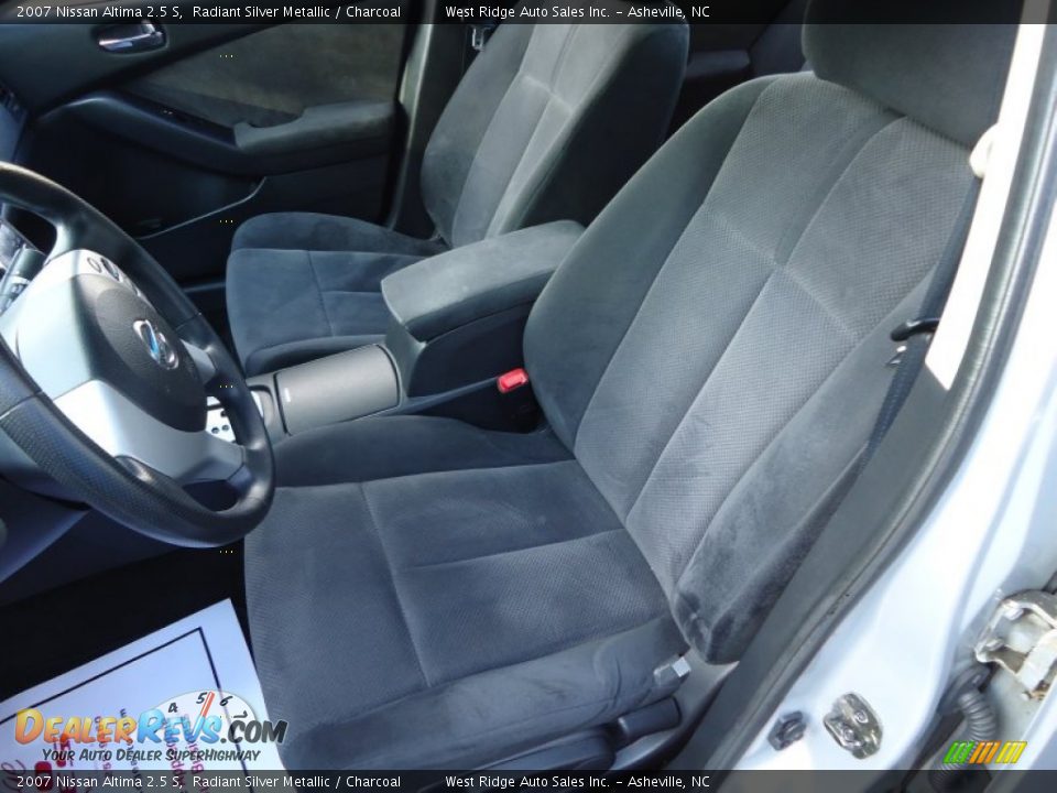 2007 Nissan Altima 2.5 S Radiant Silver Metallic / Charcoal Photo #22