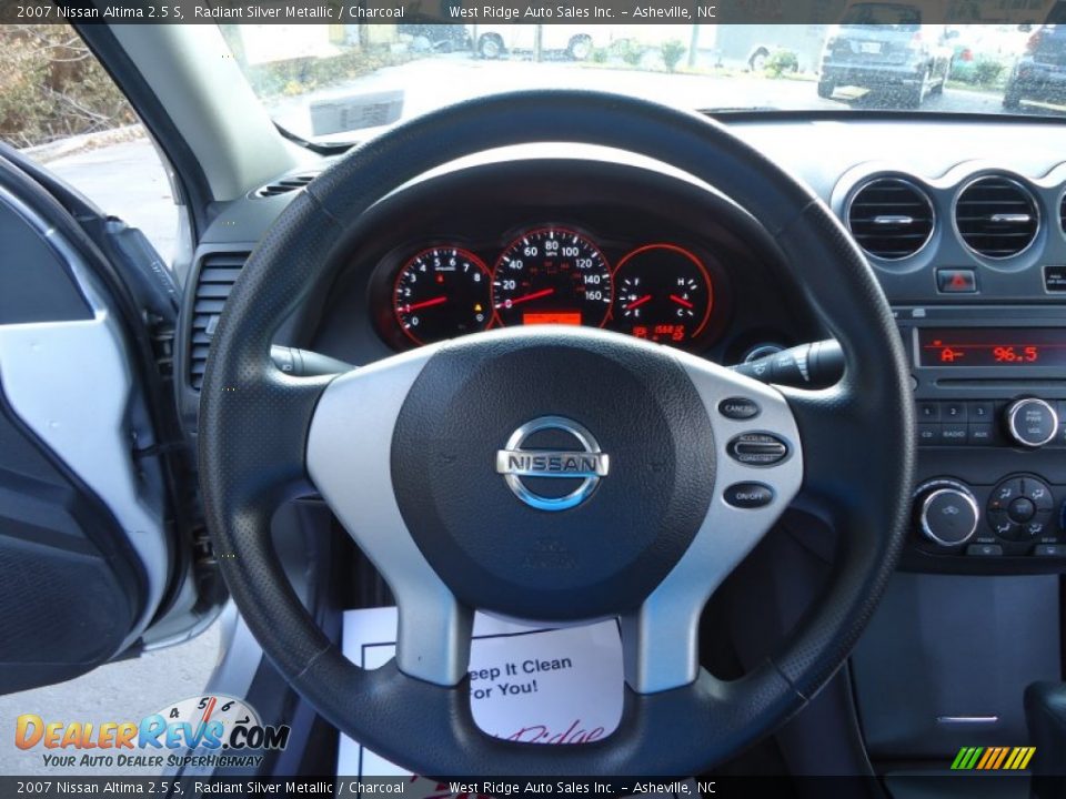 2007 Nissan Altima 2.5 S Radiant Silver Metallic / Charcoal Photo #23
