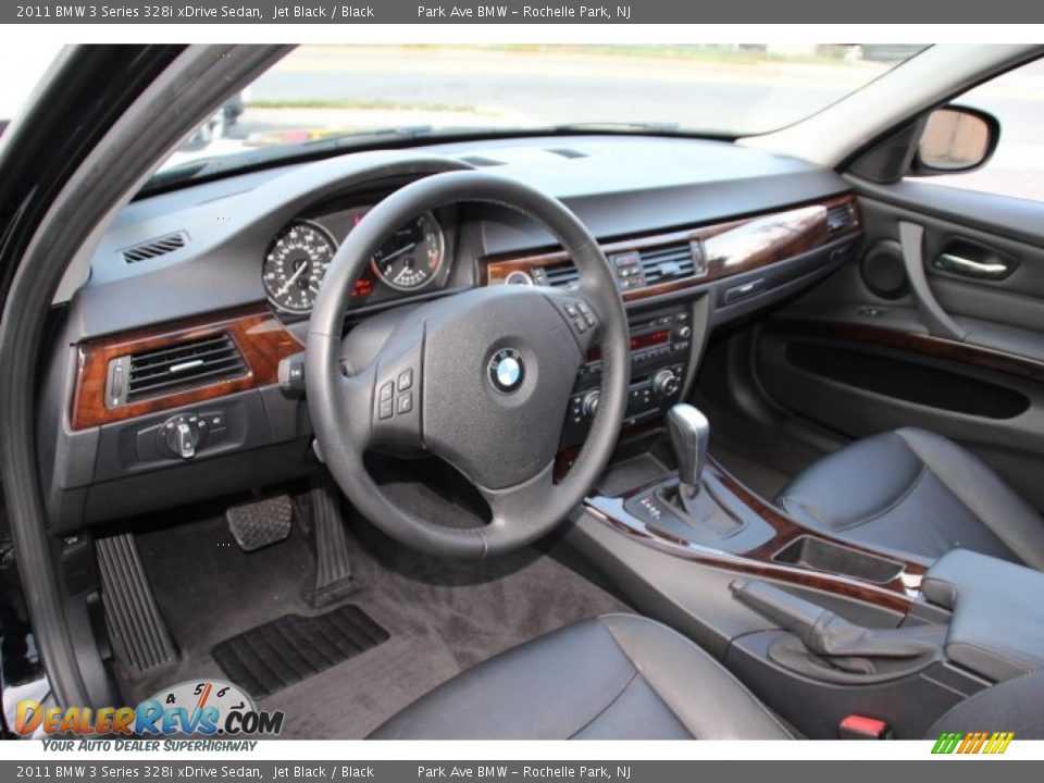 2011 BMW 3 Series 328i xDrive Sedan Jet Black / Black Photo #10
