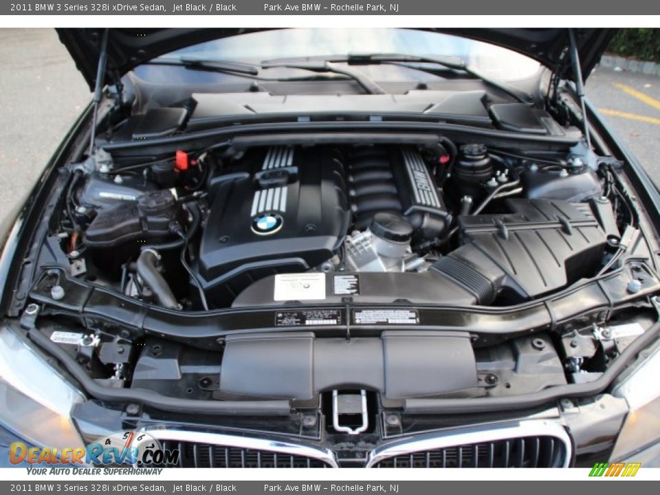 2011 BMW 3 Series 328i xDrive Sedan Jet Black / Black Photo #28