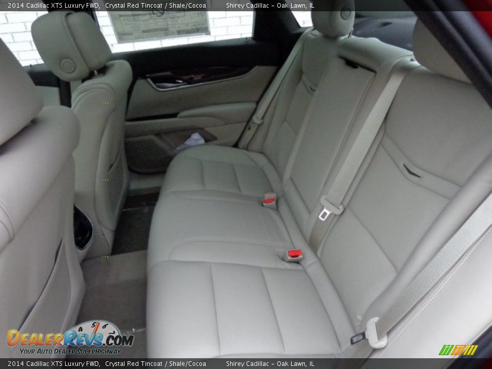 Rear Seat of 2014 Cadillac XTS Luxury FWD Photo #9