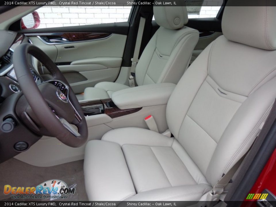 Front Seat of 2014 Cadillac XTS Luxury FWD Photo #12