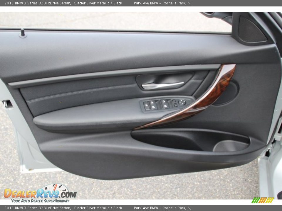 2013 BMW 3 Series 328i xDrive Sedan Glacier Silver Metallic / Black Photo #9