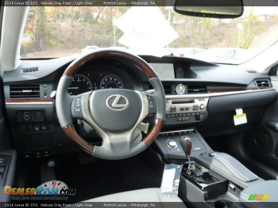 Dashboard of 2014 Lexus ES 350 Photo #12
