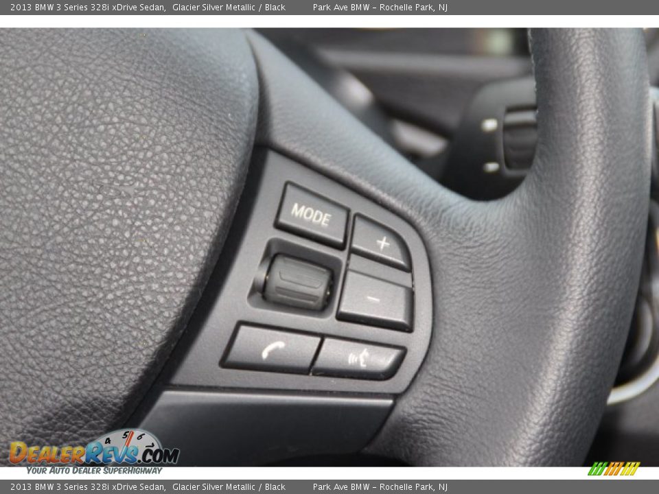2013 BMW 3 Series 328i xDrive Sedan Glacier Silver Metallic / Black Photo #18