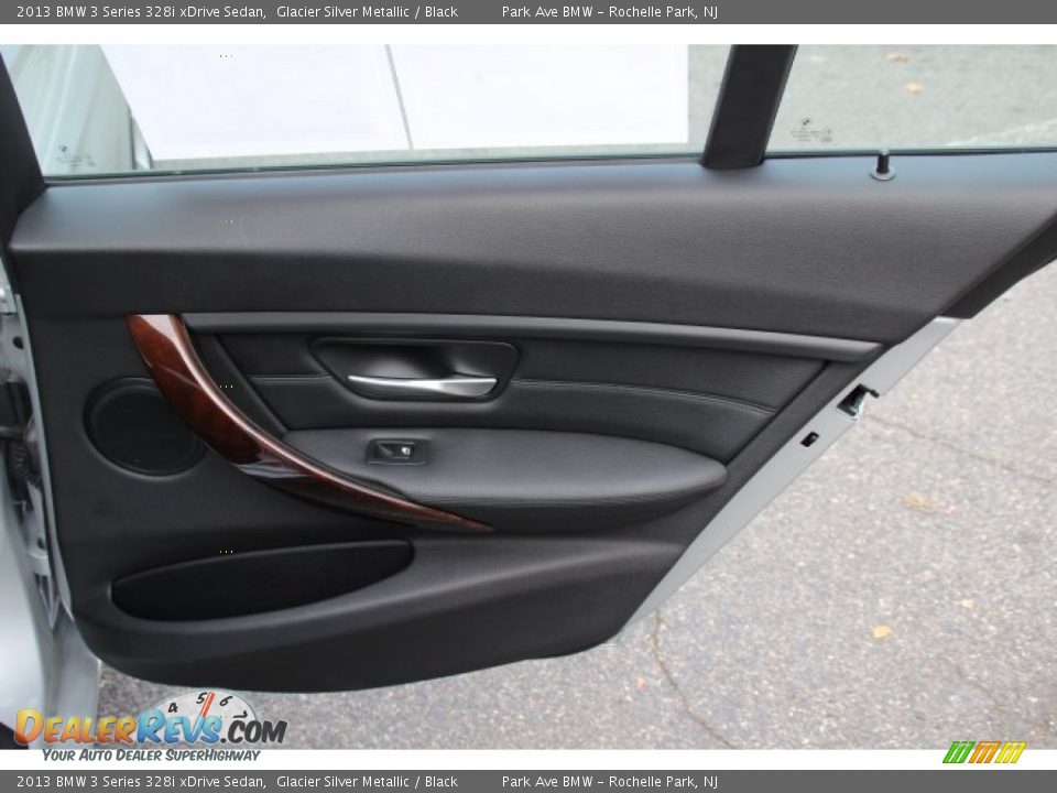 2013 BMW 3 Series 328i xDrive Sedan Glacier Silver Metallic / Black Photo #23