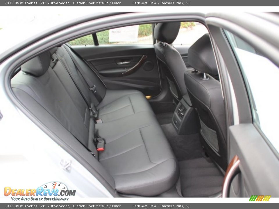 2013 BMW 3 Series 328i xDrive Sedan Glacier Silver Metallic / Black Photo #24