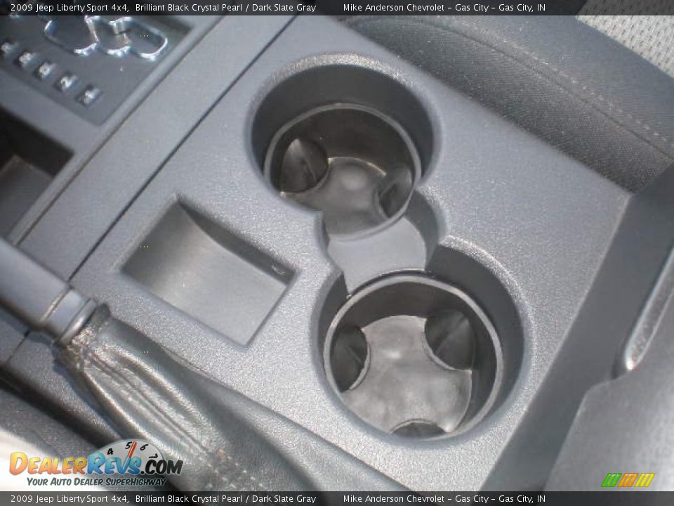 2009 Jeep Liberty Sport 4x4 Brilliant Black Crystal Pearl / Dark Slate Gray Photo #10
