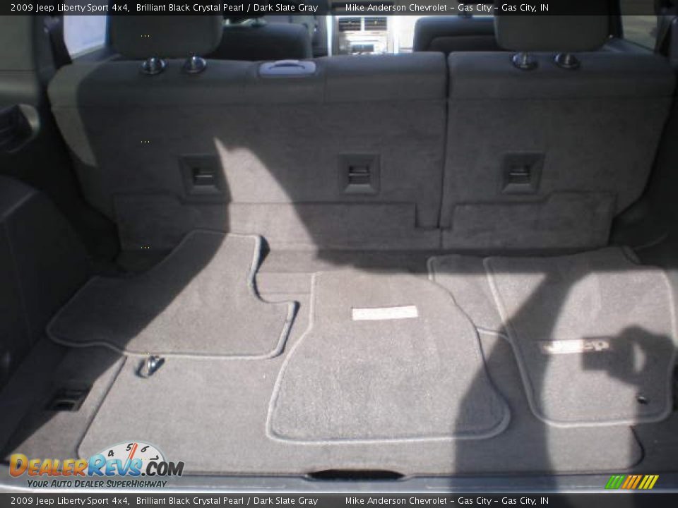 2009 Jeep Liberty Sport 4x4 Brilliant Black Crystal Pearl / Dark Slate Gray Photo #15