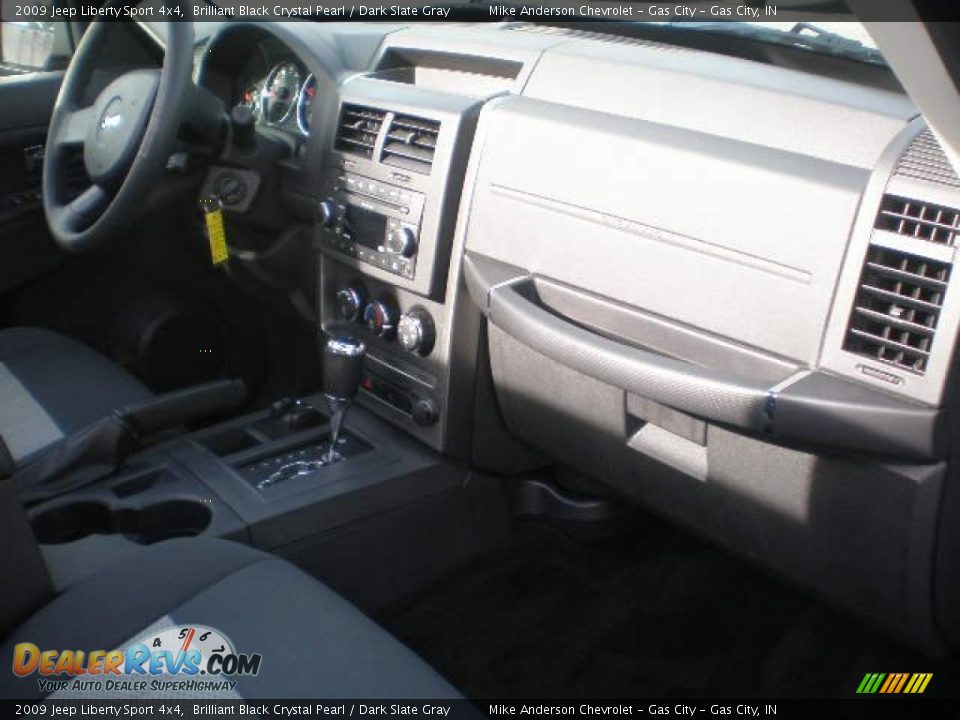 2009 Jeep Liberty Sport 4x4 Brilliant Black Crystal Pearl / Dark Slate Gray Photo #19
