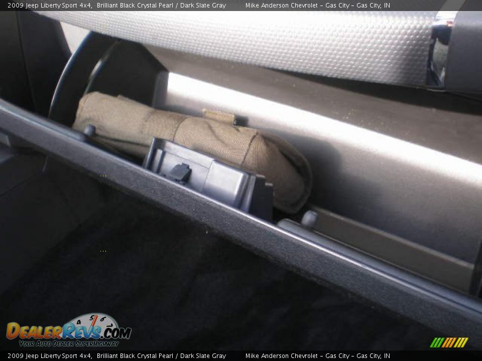 2009 Jeep Liberty Sport 4x4 Brilliant Black Crystal Pearl / Dark Slate Gray Photo #20