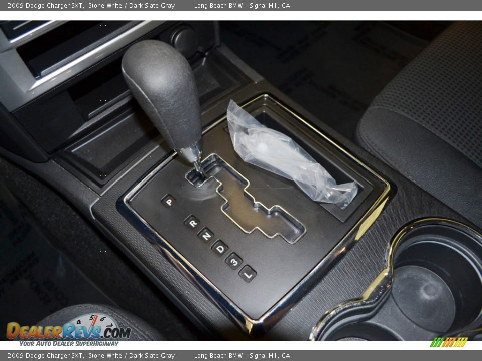 2009 Dodge Charger SXT Stone White / Dark Slate Gray Photo #23