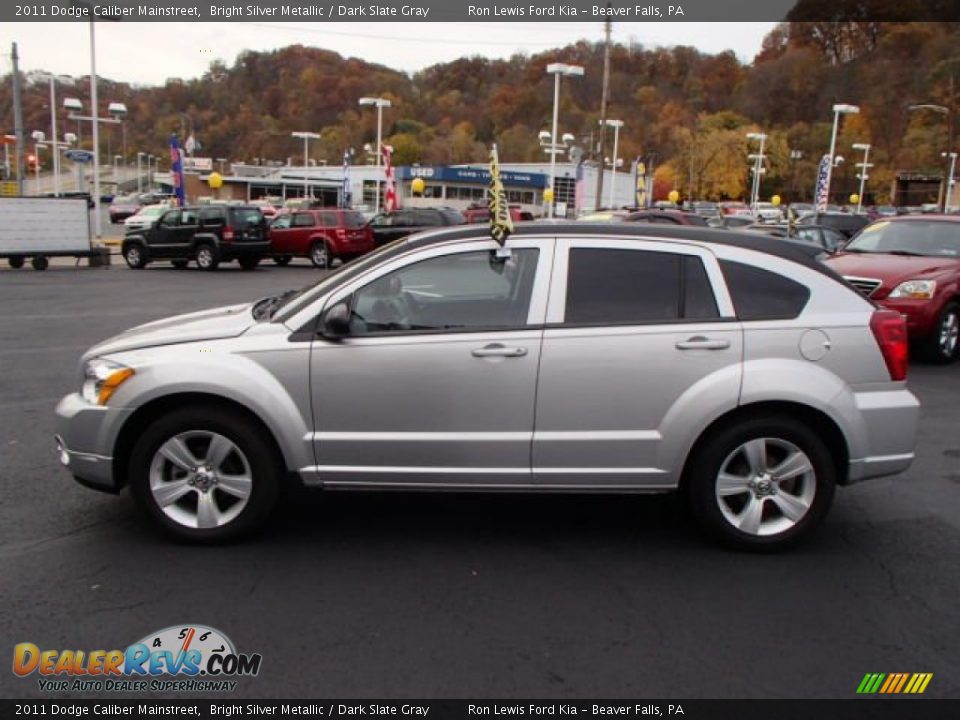 2011 Dodge Caliber Mainstreet Bright Silver Metallic / Dark Slate Gray Photo #5