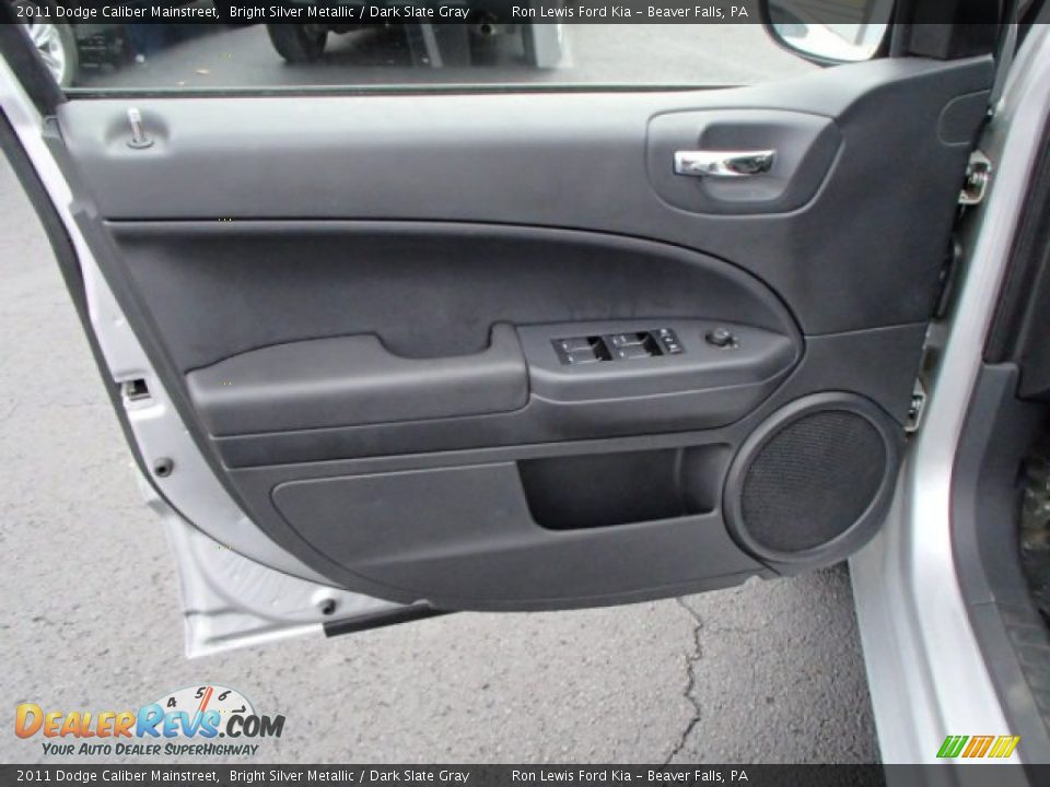 2011 Dodge Caliber Mainstreet Bright Silver Metallic / Dark Slate Gray Photo #11