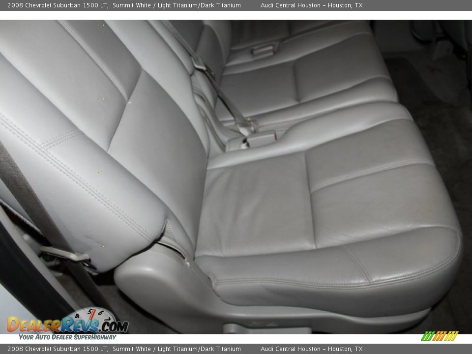 2008 Chevrolet Suburban 1500 LT Summit White / Light Titanium/Dark Titanium Photo #33