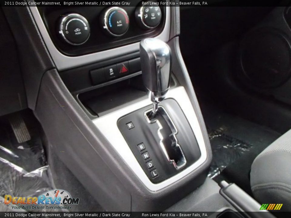 2011 Dodge Caliber Mainstreet Bright Silver Metallic / Dark Slate Gray Photo #17