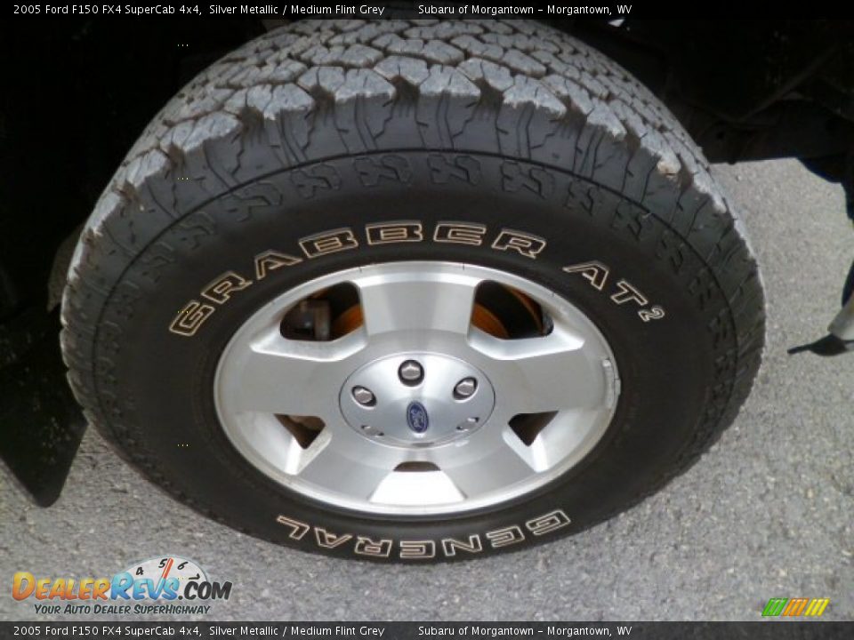 2005 Ford F150 FX4 SuperCab 4x4 Silver Metallic / Medium Flint Grey Photo #13
