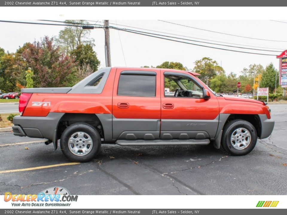 2002 Chevrolet Avalanche Z71 4x4 Sunset Orange Metallic / Medium Neutral Photo #7
