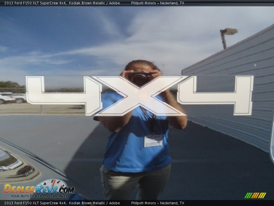 2013 Ford F150 XLT SuperCrew 4x4 Kodiak Brown Metallic / Adobe Photo #17