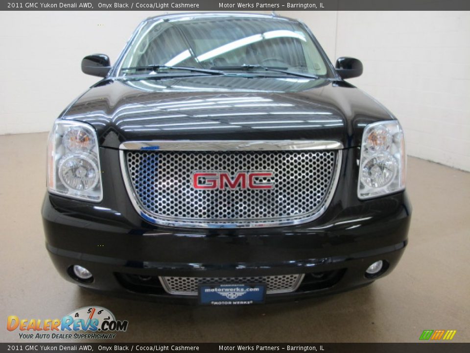 2011 GMC Yukon Denali AWD Onyx Black / Cocoa/Light Cashmere Photo #2