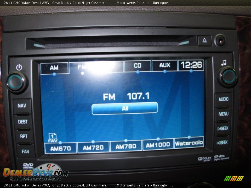 2011 GMC Yukon Denali AWD Onyx Black / Cocoa/Light Cashmere Photo #32