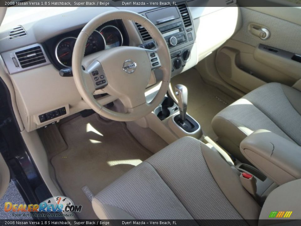 2008 Nissan Versa 1.8 S Hatchback Super Black / Beige Photo #11
