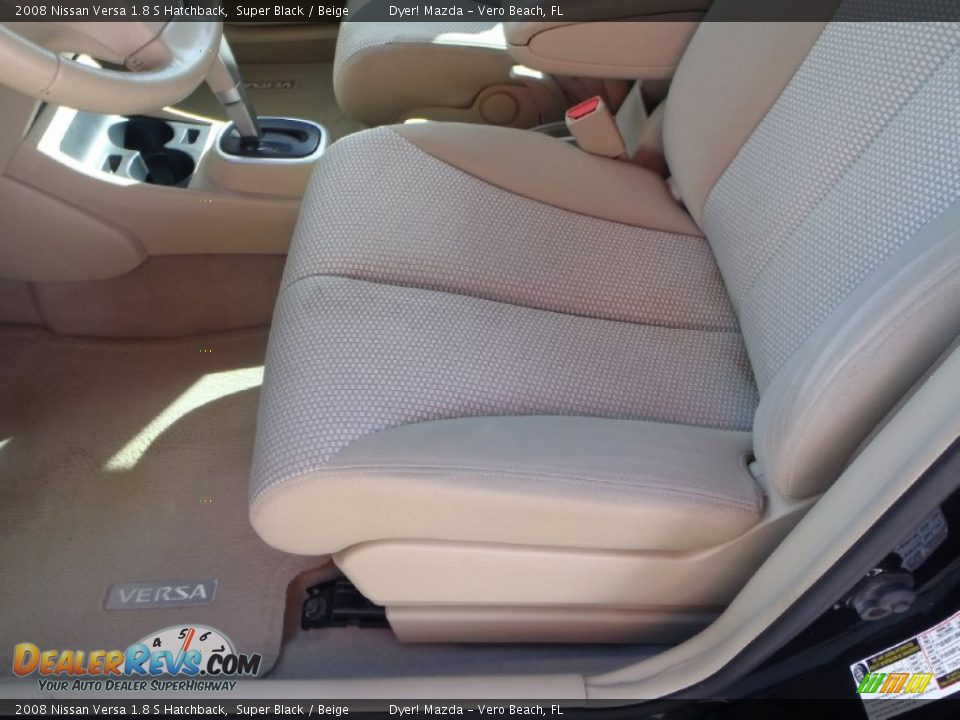 2008 Nissan Versa 1.8 S Hatchback Super Black / Beige Photo #13
