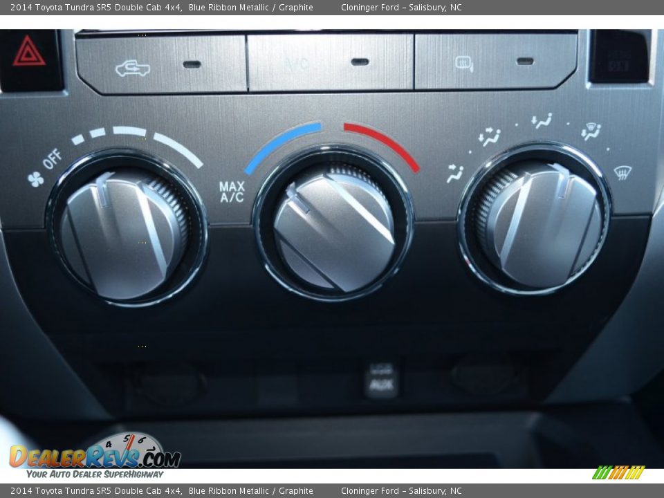 2014 Toyota Tundra SR5 Double Cab 4x4 Blue Ribbon Metallic / Graphite Photo #14