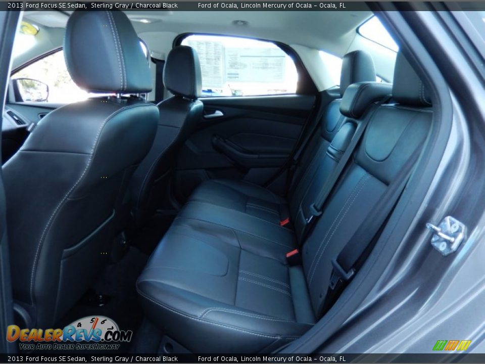 2013 Ford Focus SE Sedan Sterling Gray / Charcoal Black Photo #15