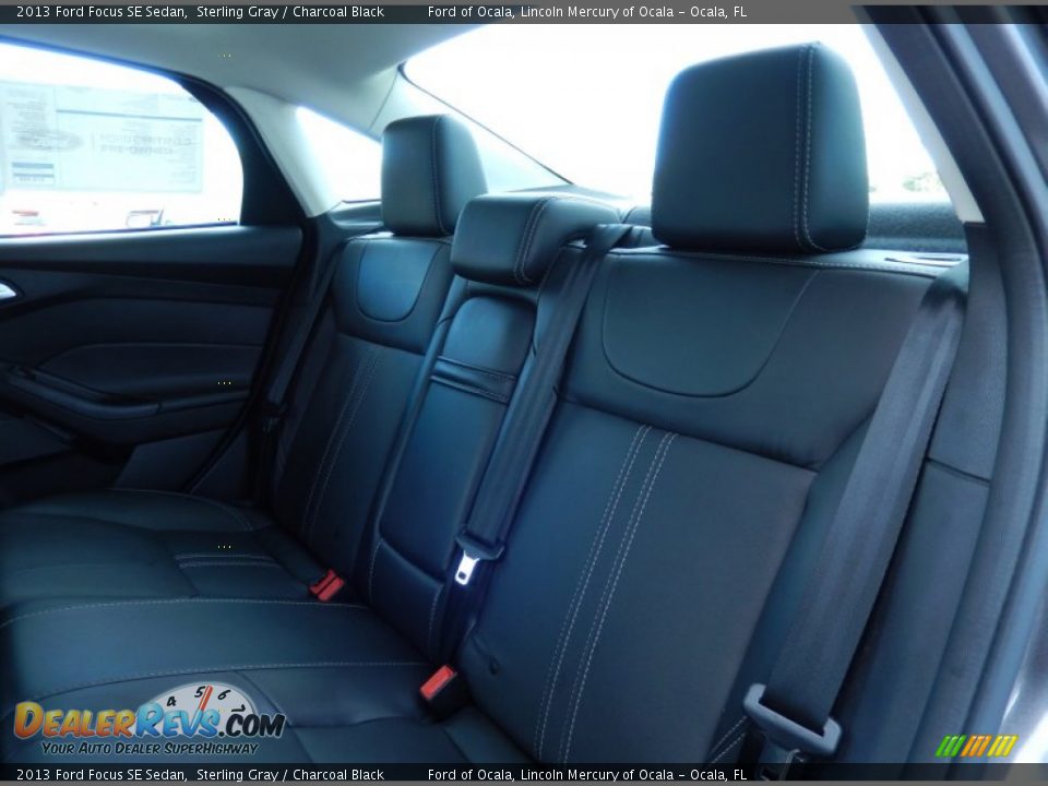 2013 Ford Focus SE Sedan Sterling Gray / Charcoal Black Photo #16
