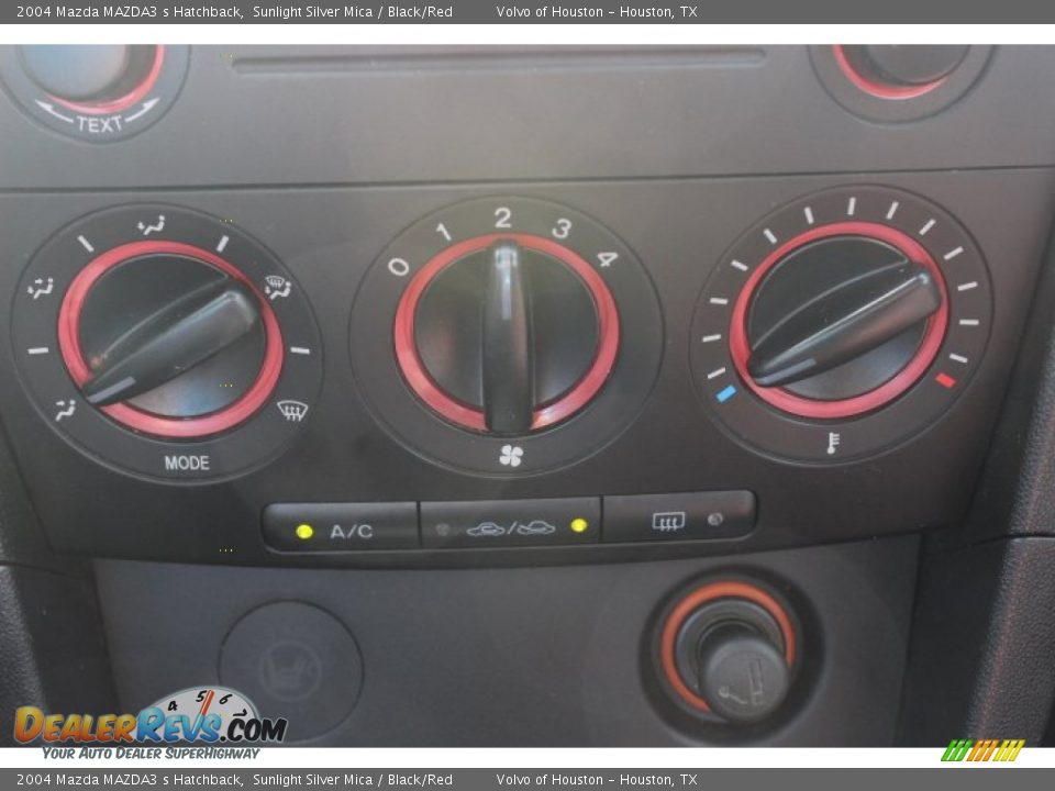 2004 Mazda MAZDA3 s Hatchback Sunlight Silver Mica / Black/Red Photo #20