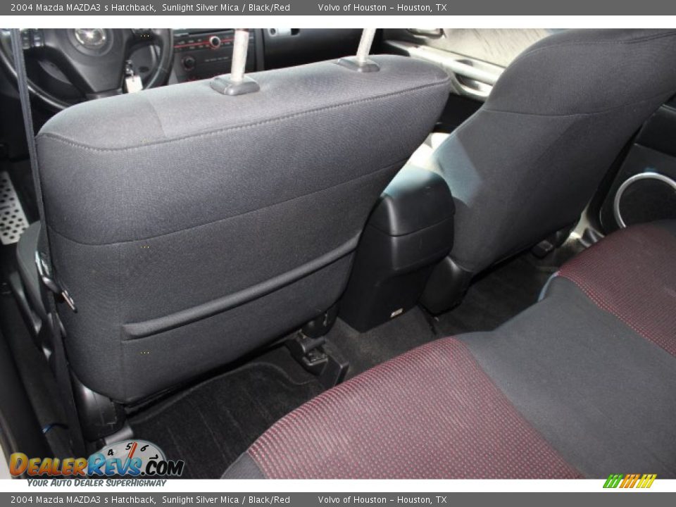 2004 Mazda MAZDA3 s Hatchback Sunlight Silver Mica / Black/Red Photo #24
