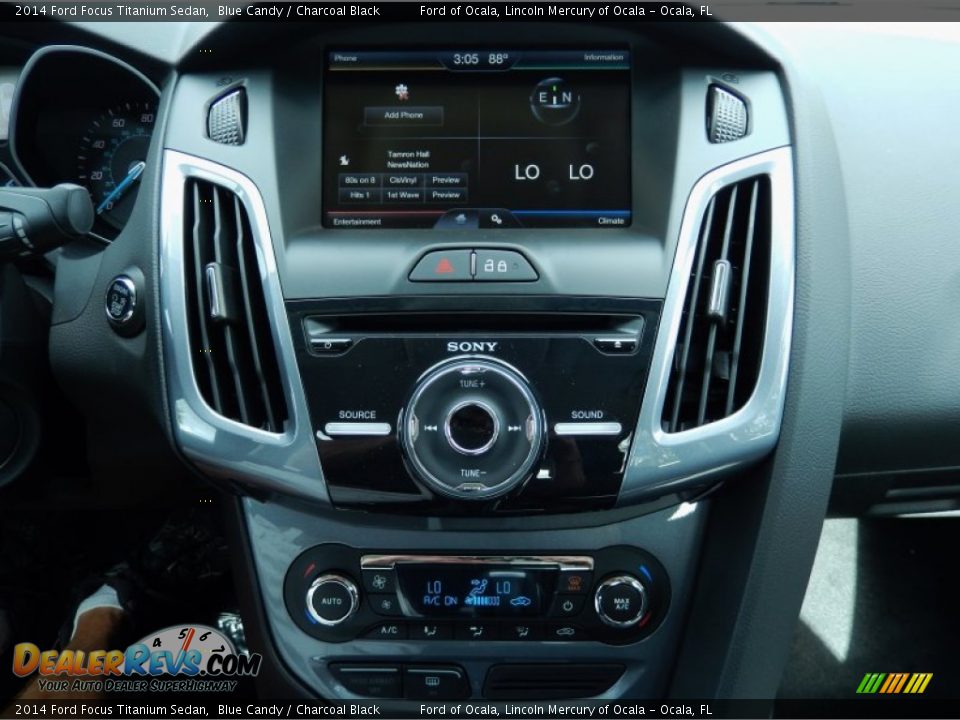 2014 Ford Focus Titanium Sedan Blue Candy / Charcoal Black Photo #10