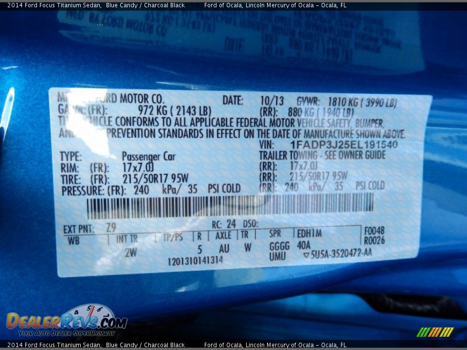 2014 Ford Focus Titanium Sedan Blue Candy / Charcoal Black Photo #12
