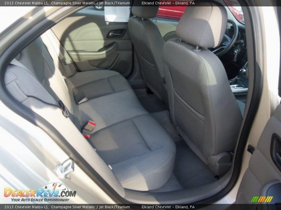 2013 Chevrolet Malibu LS Champagne Silver Metallic / Jet Black/Titanium Photo #10