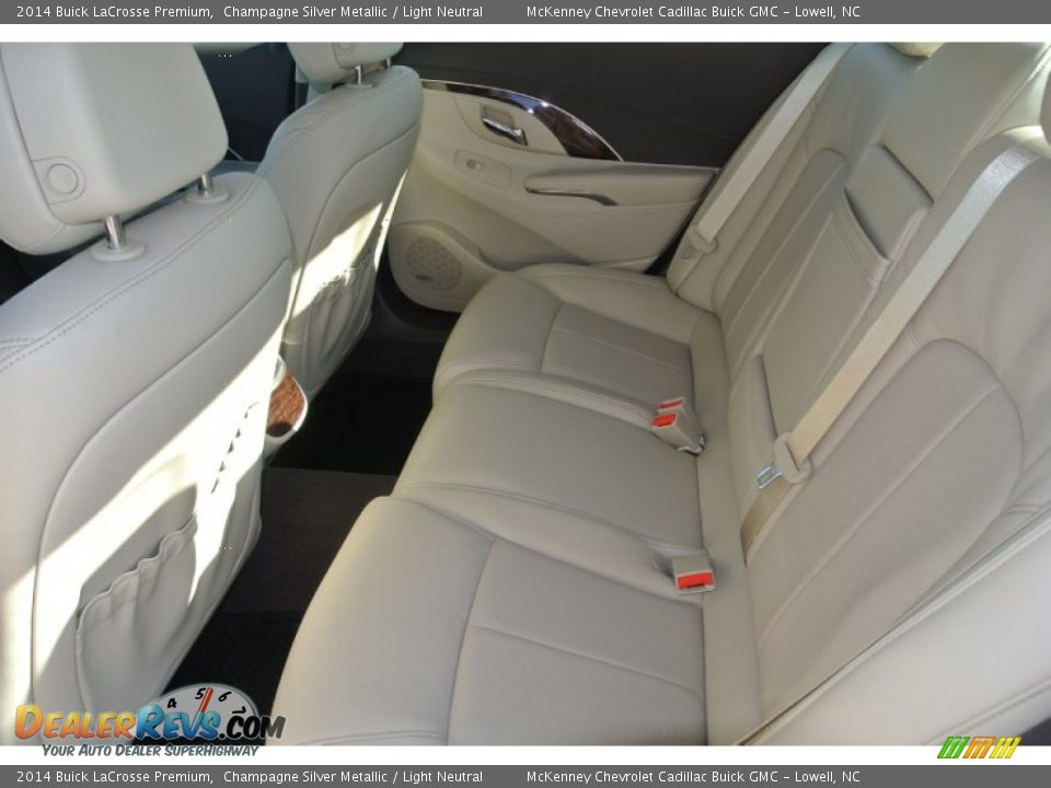 2014 Buick LaCrosse Premium Champagne Silver Metallic / Light Neutral Photo #16