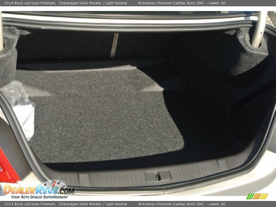 2014 Buick LaCrosse Premium Champagne Silver Metallic / Light Neutral Photo #17