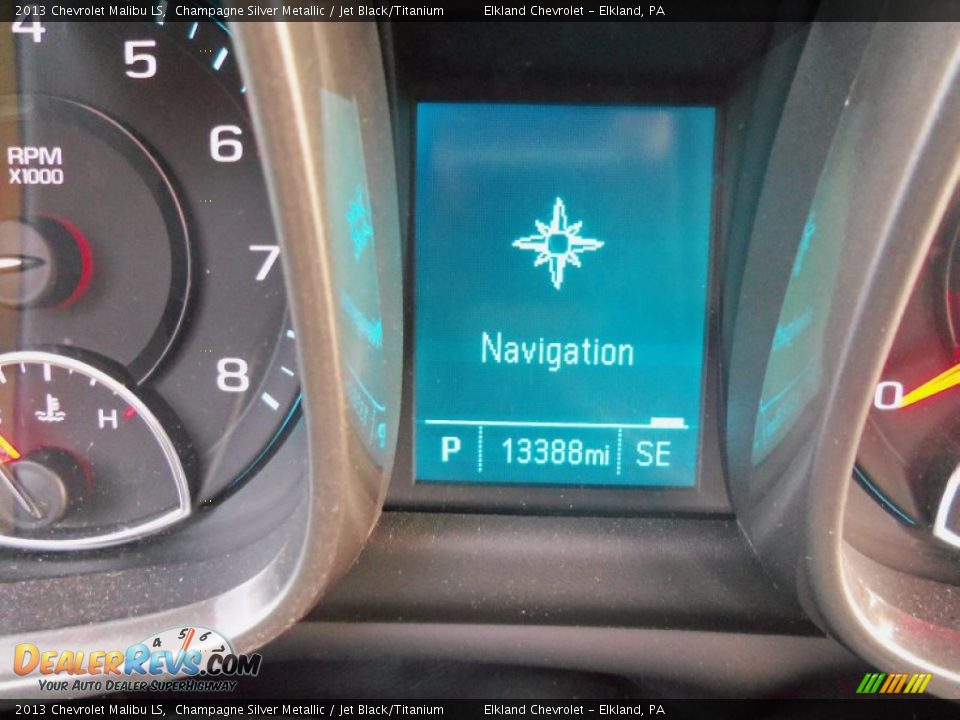 2013 Chevrolet Malibu LS Champagne Silver Metallic / Jet Black/Titanium Photo #25