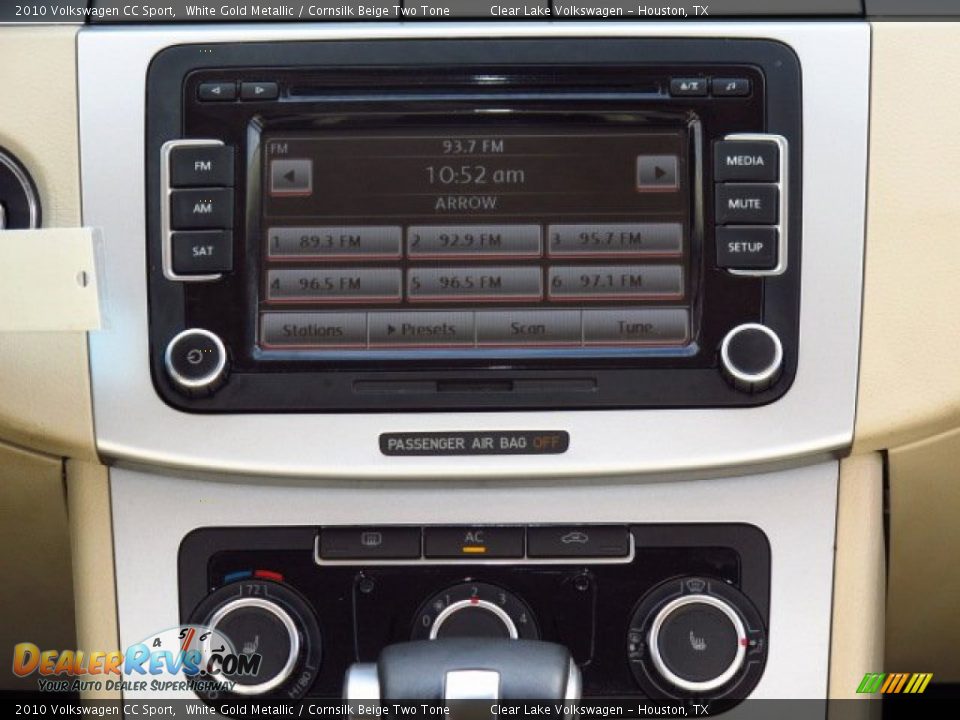 2010 Volkswagen CC Sport White Gold Metallic / Cornsilk Beige Two Tone Photo #27