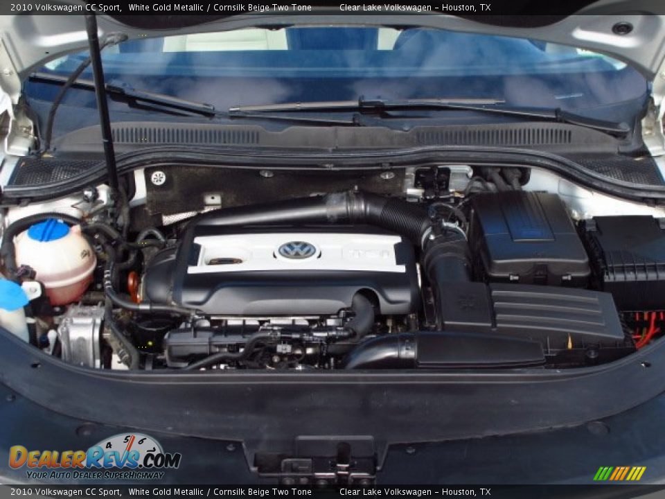 2010 Volkswagen CC Sport White Gold Metallic / Cornsilk Beige Two Tone Photo #32