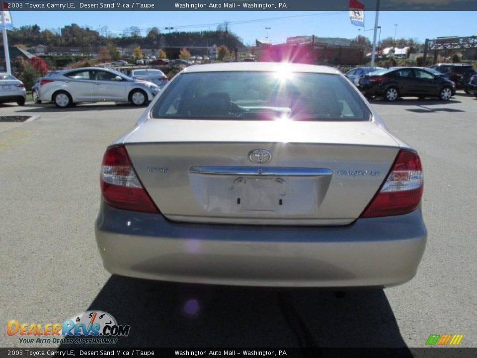 2003 Toyota Camry LE Desert Sand Mica / Taupe Photo #7