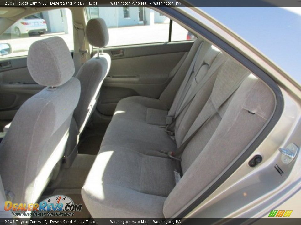 2003 Toyota Camry LE Desert Sand Mica / Taupe Photo #17