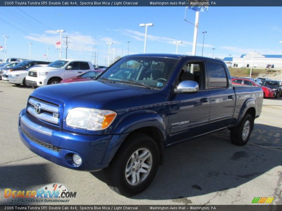 Front 3/4 View of 2006 Toyota Tundra SR5 Double Cab 4x4 Photo #4