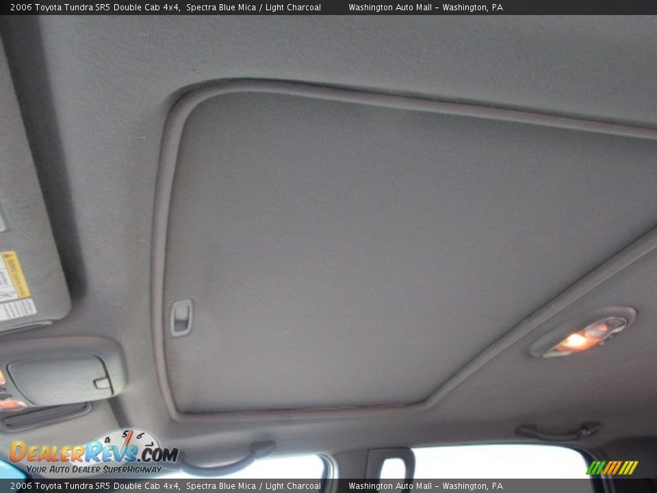 2006 Toyota Tundra SR5 Double Cab 4x4 Spectra Blue Mica / Light Charcoal Photo #9